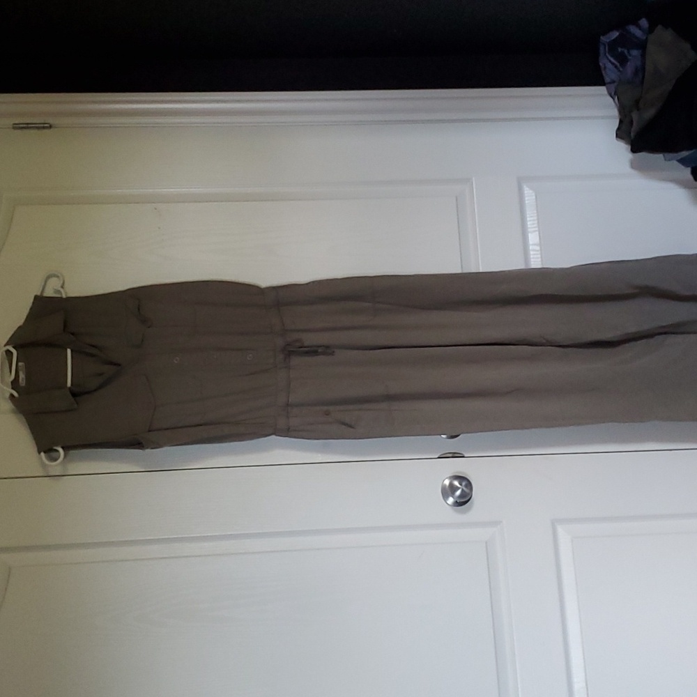 BNWT Dex jumpsuit XS olive green